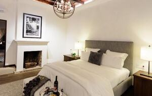 King Suite Las Mil Flores - Antigua Guatemala, Guatemala