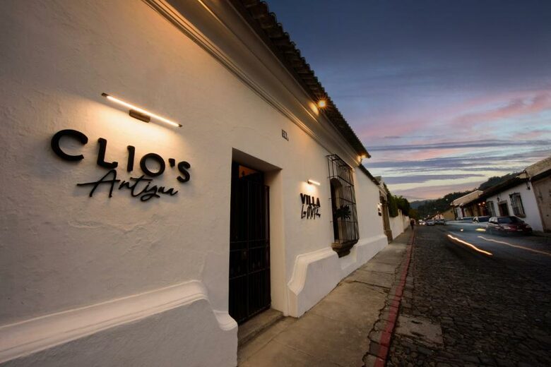 King Suite Las Mil Flores - Antigua Guatemala, Guatemala