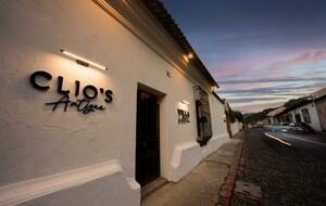 King Suite Las Mil Flores - Antigua Guatemala, Guatemala