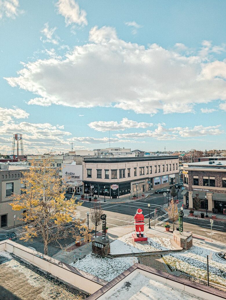 Downtown Idaho Falls Penthouse w/ in-suite Arcade, Pool Table, Sauna & 4DMassage Chair - Idaho Falls, Idaho