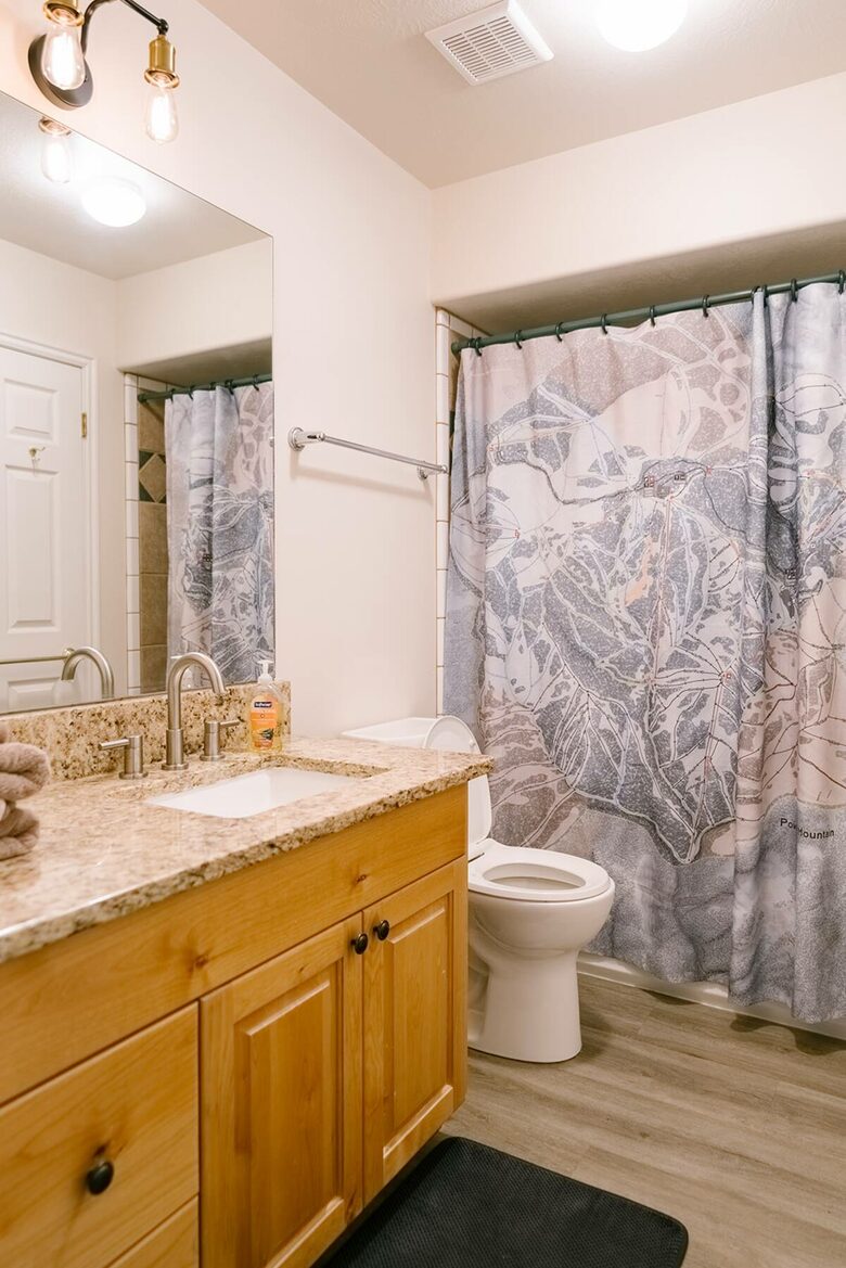 The Powder Haus | Ski-In, Ski-Out Luxury with Year-Round Adventure - Eden, Utah