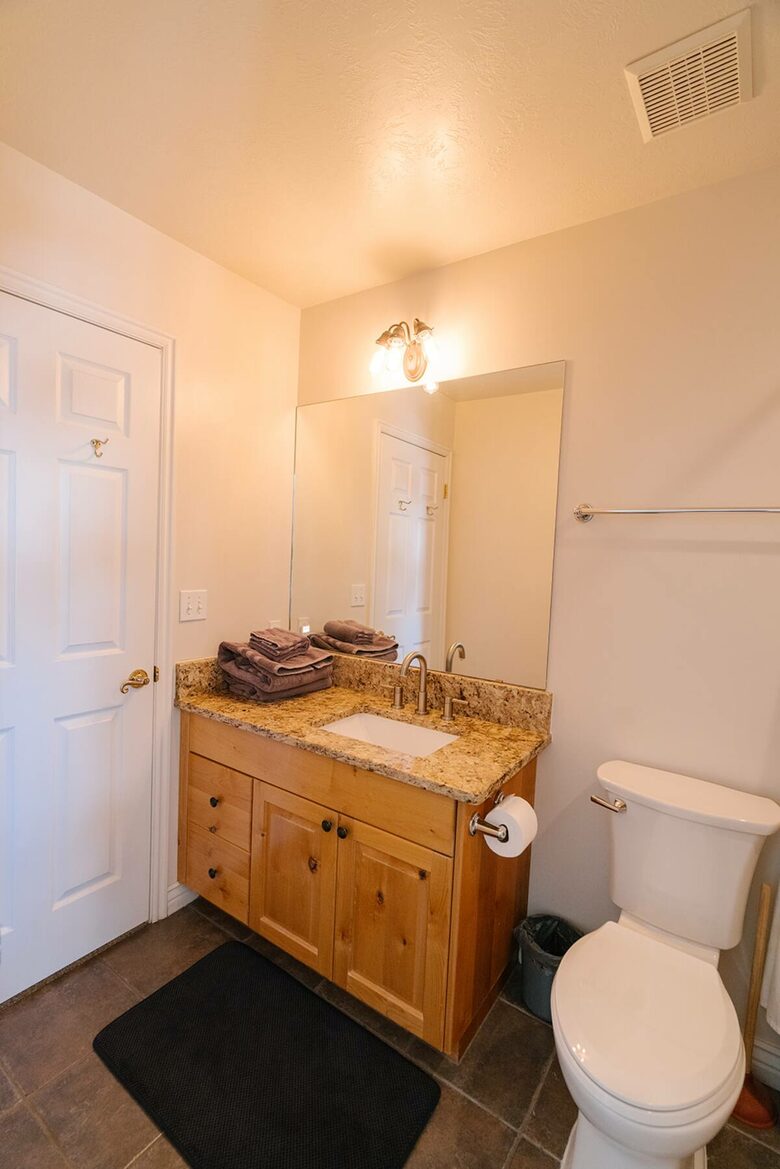 The Powder Haus | Ski-In, Ski-Out Luxury with Year-Round Adventure - Eden, Utah