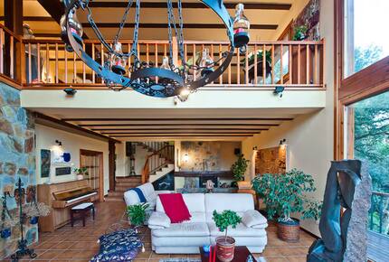 Elegant Mountain Retreat with Sea Views - Arenys de Munt, Spain
