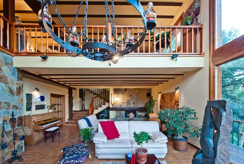 Elegant Mountain Retreat with Sea Views - Arenys de Munt, Spain