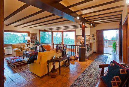 Elegant Mountain Retreat with Sea Views - Arenys de Munt, Spain