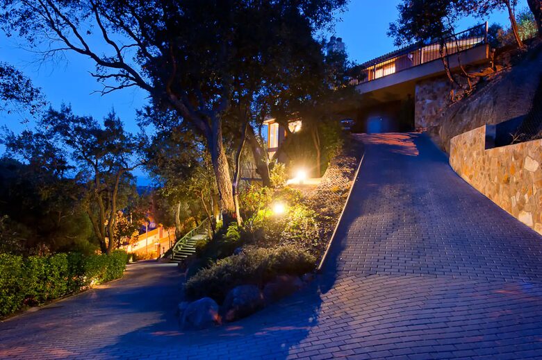 Elegant Mountain Retreat with Sea Views - Arenys de Munt, Spain