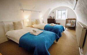 Charming Georgian Courtyard Apartment in Historic Bath - Bath, United Kingdom