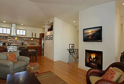 Eco Friendly, near the Beach, Santa Barbara Luxury Villa - Santa Barbara, California