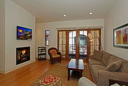 Eco Friendly, near the Beach, Santa Barbara Luxury Villa - Santa Barbara, California