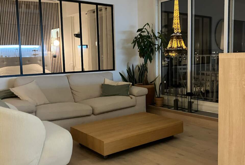 Elevated Paris Apartment with Panoramic Eiffel Tower view! - Paris, France