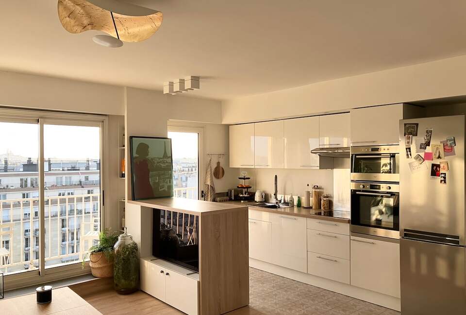 Elevated Paris Apartment with Panoramic Eiffel Tower view! - Paris, France