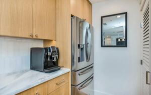 Serene Elegance in the Heart of Healdsburg - Healdsburg, California