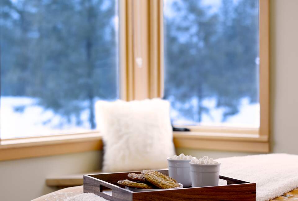 Modern Mountain Retreat with Trailside Access - Mazama, Washington