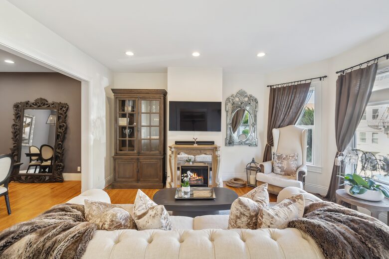 Designer Victorian Home - San Francisco, California