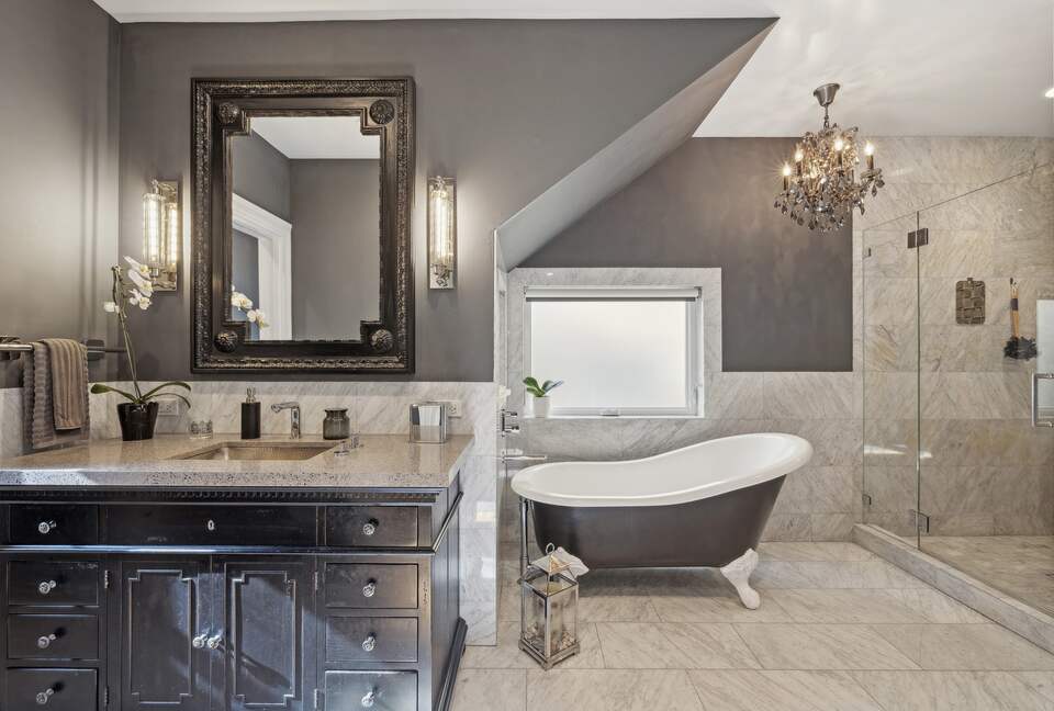 Designer Victorian Home - San Francisco, California