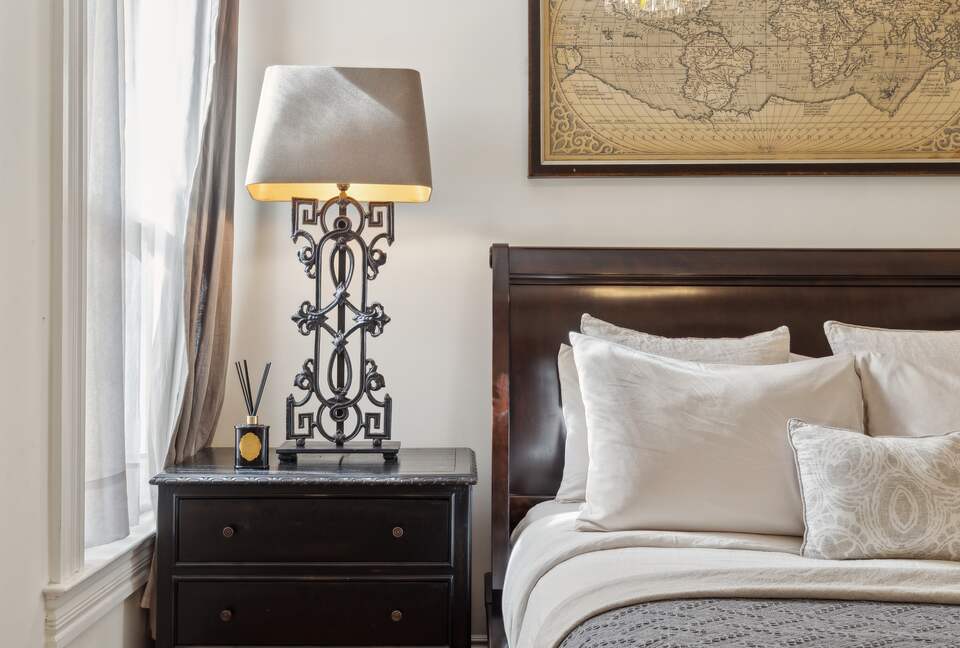 Designer Victorian Home - San Francisco, California