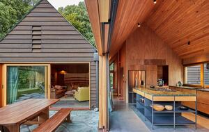 Modern Alpine Retreat with Stunning Mountain Views - Wānaka, New Zealand