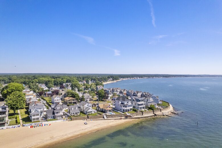 Graceful Living with Private Beachfront Views - Clinton, Connecticut