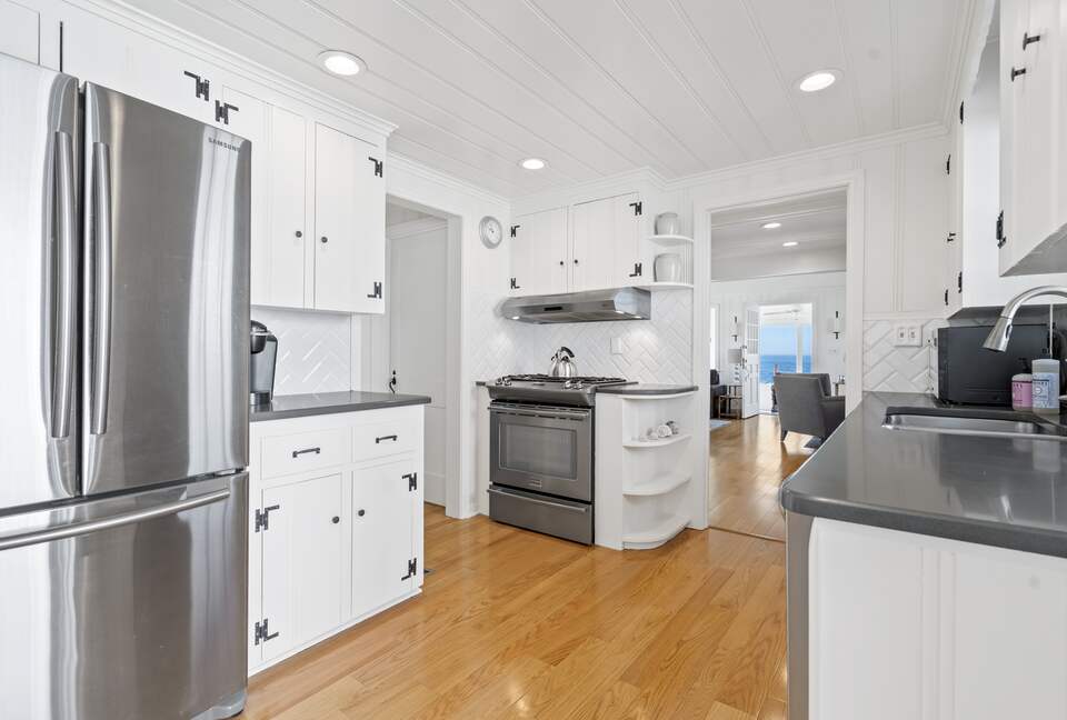 Graceful Living with Private Beachfront Views - Clinton, Connecticut