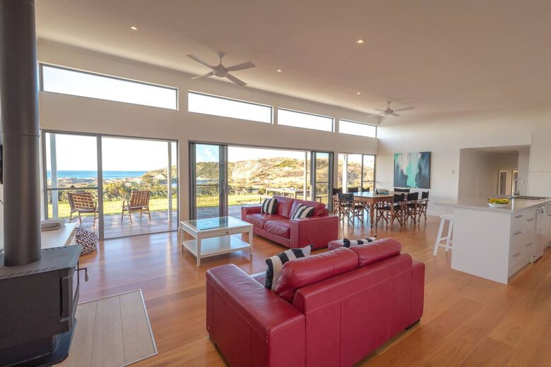 Middle River Beach House - Kangaroo Island, Australia