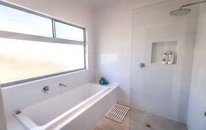 Middle River Beach House - Kangaroo Island, Australia