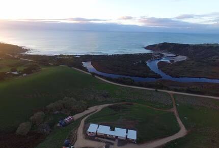 Middle River Beach House - Kangaroo Island, Australia