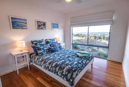 Middle River Beach House - Kangaroo Island, Australia