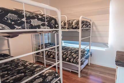 Middle River Beach House - Kangaroo Island, Australia