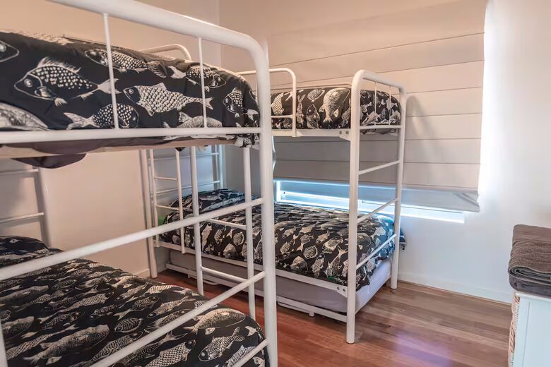 Middle River Beach House - Kangaroo Island, Australia