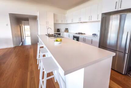 Middle River Beach House - Kangaroo Island, Australia