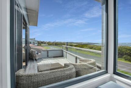 Oceanfront Serenity in Port Fairy - Port Fairy, Australia