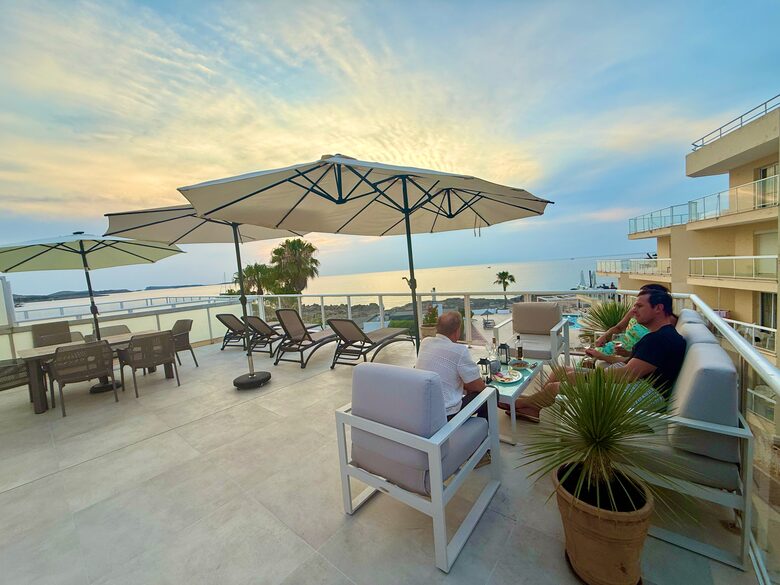Tranquil West Ibiza Retreat with Private Terrace & Pool Access - Port des Torrent -San José, Spain