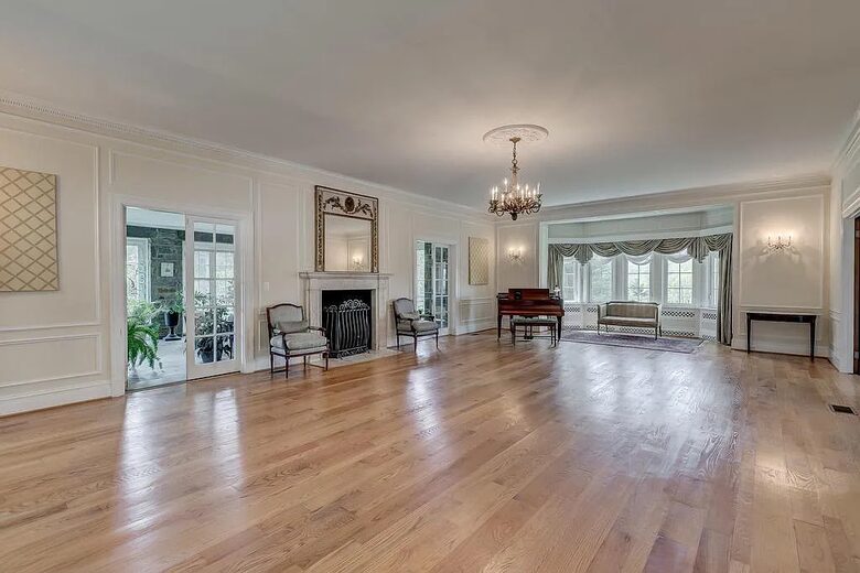 Wynddon Estate | French-Inspired Countryside Elegance - Phoenix, Maryland