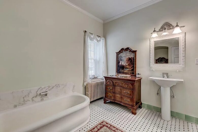 Wynddon Estate | French-Inspired Countryside Elegance - Phoenix, Maryland