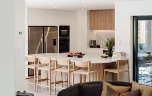 Unique sustainable luxury Retreat (sleeps 12) with a wellness zone including pool, spa, sauna & yoga decks - Rotorua, New Zealand