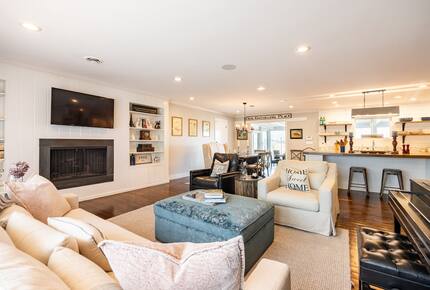 Elevated Mountain Escape Near The Broadmoor - Colorado Springs, Colorado