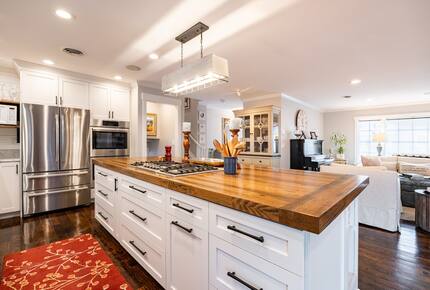 Elevated Mountain Escape Near The Broadmoor - Colorado Springs, Colorado