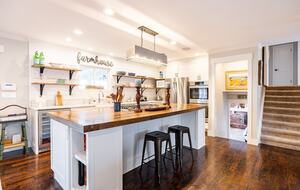 Elevated Mountain Escape Near The Broadmoor - Colorado Springs, Colorado