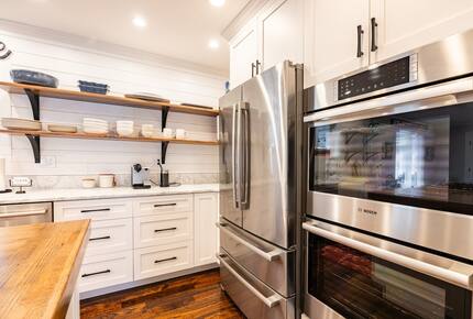 Elevated Mountain Escape Near The Broadmoor - Colorado Springs, Colorado