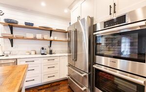 Elevated Mountain Escape Near The Broadmoor - Colorado Springs, Colorado