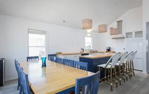 Stylish Corolla Retreat with Pool, Hot Tub & Ocean Views - Corolla, North Carolina