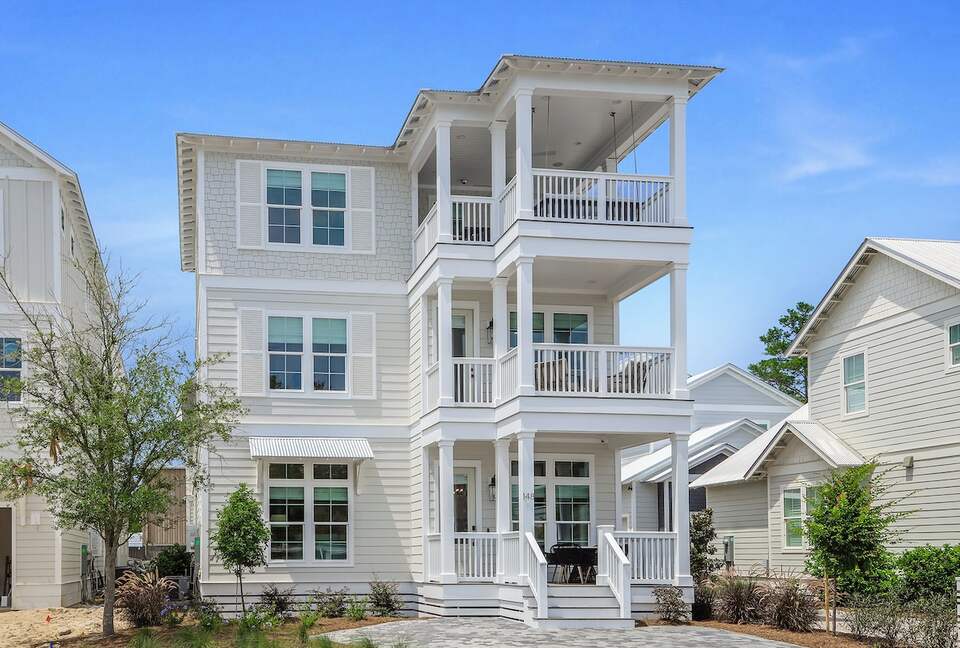 Modern Grayton Beach Retreat with Elevator - Santa Rosa Beach, Florida
