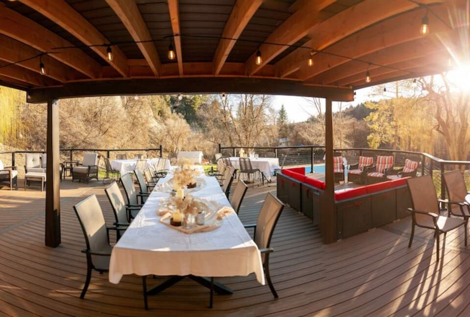 Spacious Canyon Lodge with Private Pool & Deck - Preston, Idaho