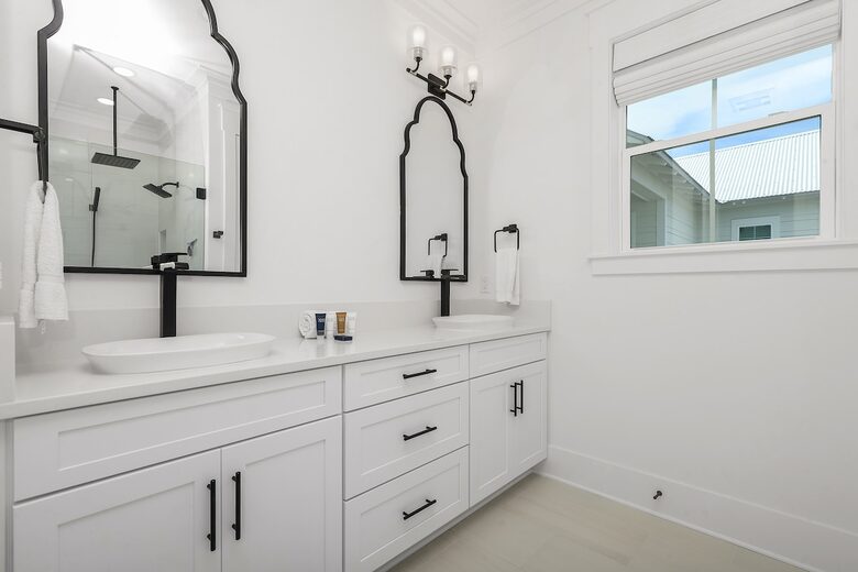 Modern Grayton Beach Retreat with Elevator - Santa Rosa Beach, Florida