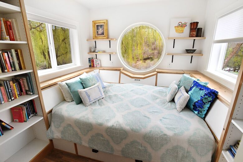 Spacious Canyon Lodge with Private Pool & Deck - Preston, Idaho
