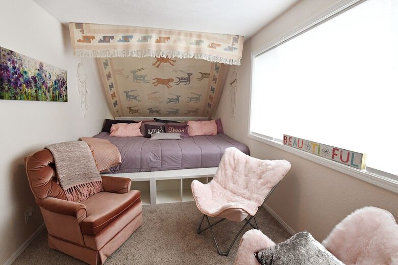 Spacious Canyon Lodge with Private Pool & Deck - Preston, Idaho