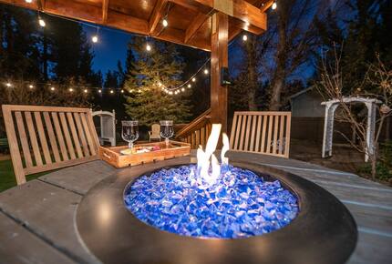 Nature & Nostalgia in Big Bear’s Foothills - Big Bear Lake, California