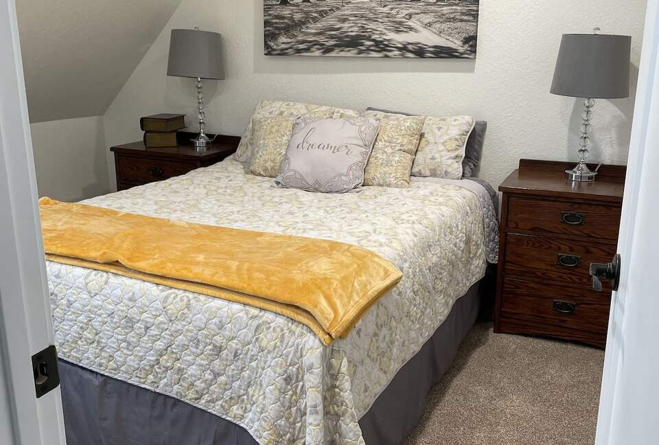 Spacious Canyon Lodge with Private Pool & Deck - Preston, Idaho