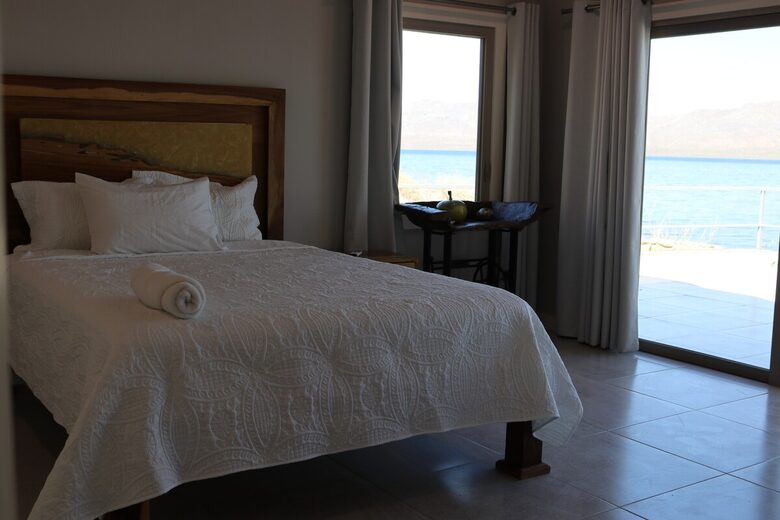 Private Waterfront Retreat with Contemporary Charm - Mulegé Municipality, Mexico