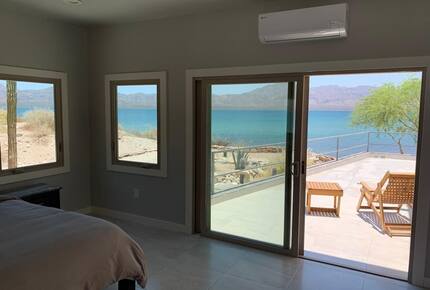 Private Waterfront Retreat with Contemporary Charm - Mulegé Municipality, Mexico